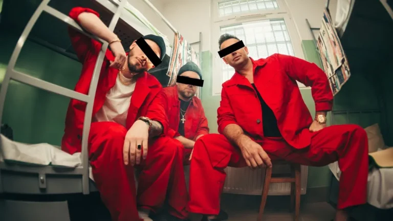 Extazy & Łobuzy – Nie pykło